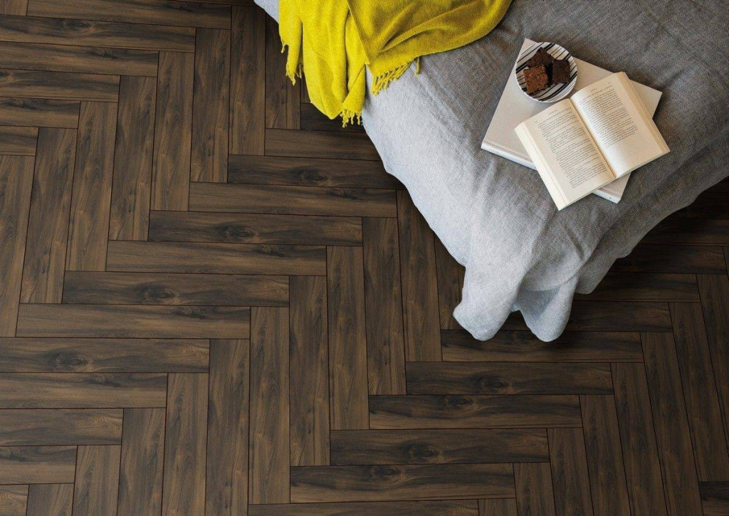 Интерьер Ennface (Эннфейс) Pine Wenge
