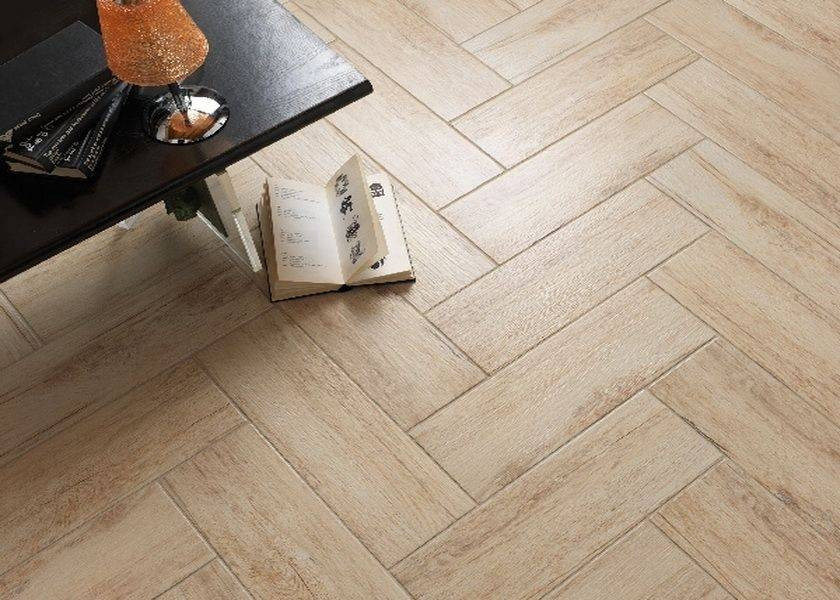 Интерьер RHS (РХС) Ecowood (Эковоод)