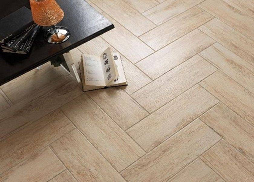 Интерьер RHS (РХС) Ecow (Эково)