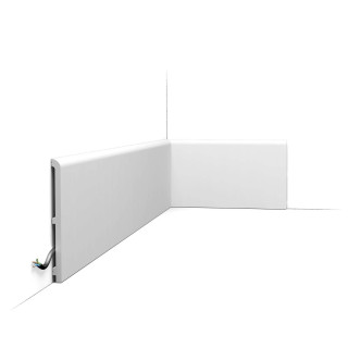 Плинтус напольный Orac Decor SX212