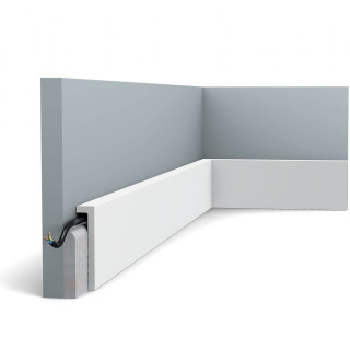 Плинтус напольный Orac Decor SX171 SQUARE